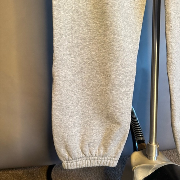NWT ATHLETA • Women's Forever Fleece Jogger Pants Sweats • Grey Heather • Small - Picture 11 of 16